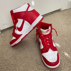 Nike Dunk University Red and White colorway